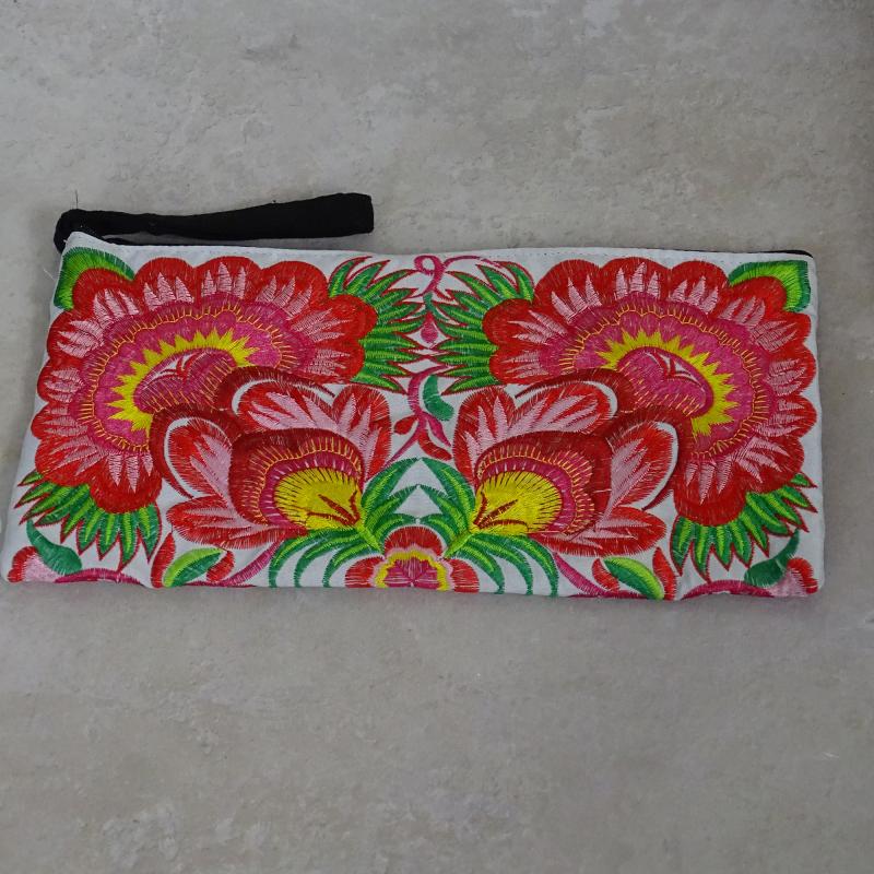 Hmong Hill Clutch Taske Hvid - 