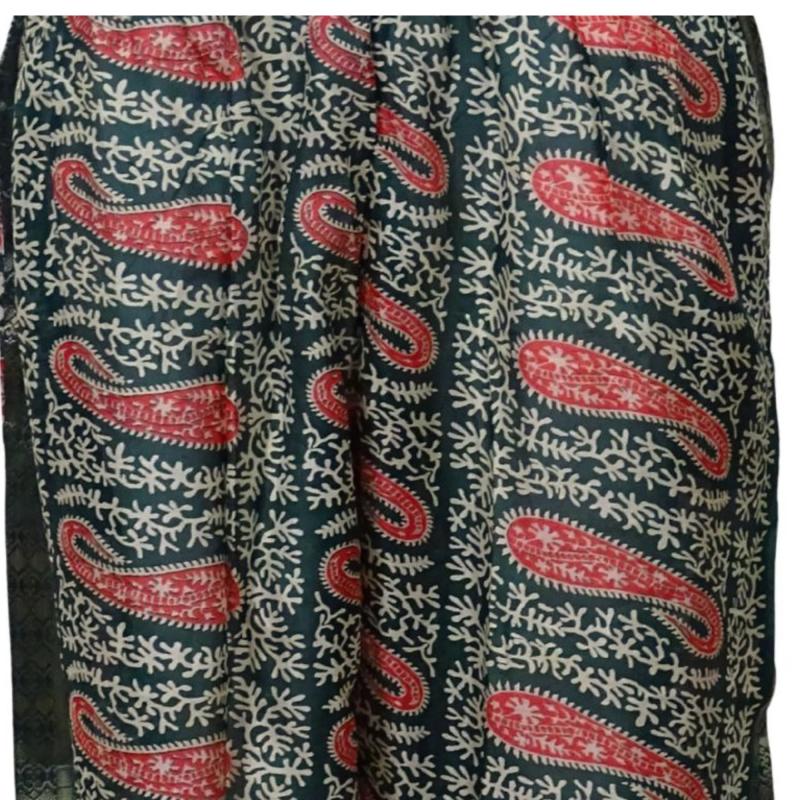 Amara Bukser - Green n' Rose - 