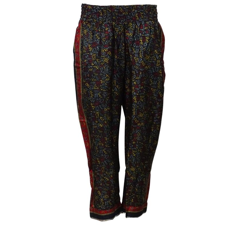 Amara Bukser - Colours on Black - 