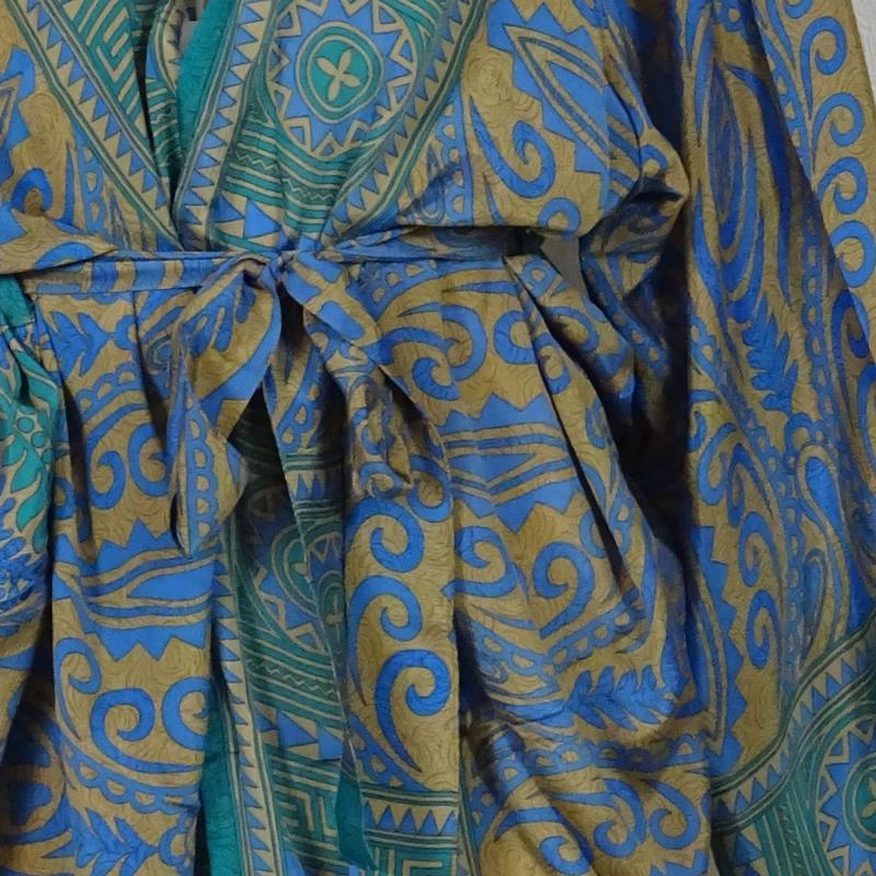 Avani Kimono - Beige n' Blue - 